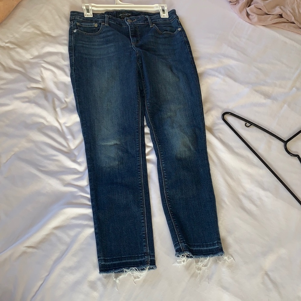 Lucky Brand cropped jeans with a fun ankle